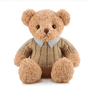 Ours en peluche avec fleurs préservées, ours en bouquet, ours en peluche avec <span class=keywords><strong>pull</strong></span>, ours en peluche adapté à la décoration intérieure et aux cadeaux de fêtes - Product Image 1