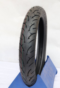 Nuovo Pneumatico per Moto Luhao Misura 70/80-14 6PR, Efficiente dal Punto di Vista Energetico, Antiscivolo, Frenata Stabile, Direttamente dalla Fabbrica, Universale per Tutte le Stagioni - Product Image 6