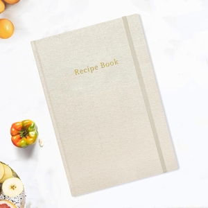 <span class=keywords><strong>Livre</strong></span> de recettes de lettrage en feuille d'or à couverture rigide beige pour écrire dans vos propres recettes journal de recettes de cahier de couverture en tissu personnalisé - Product Image 1