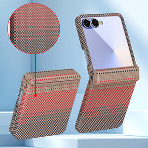 Le plus récent couvercle en Fiber de carbone PC dur antichoc avec charnière de charge magnétique étui de téléphone portable pour Samsung Galaxy <span class=keywords><strong>Z</strong></span> <span class=keywords><strong>Flip</strong></span> 7 6 5 <span class=keywords><strong>4</strong></span> - Product Image 3