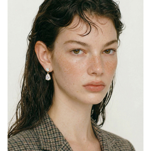 JINYOU 2690 Nuovi Orecchini Raffinati in Acciaio Inossidabile Placcato Oro con Zirconia Cubica Geometrica Pendente - Product Image 3