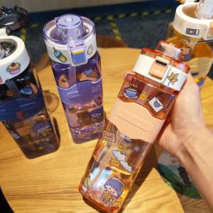 Bouteille d'eau en plastique écologique grande capacité 720 ml avec paille et marqueur de temps, portable pour les sports de plein air, les festivals et <span class=keywords><strong>la</strong></span> rentrée scolaire - Product Image 4