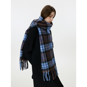 Bufanda Larga de Lana a Cuadros para Mujer, Accesorio de Moda con Patrón a Cuadros para el Invierno, para Uso Diario - Product Image 2
