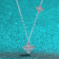 Collier trèfle à quatre feuilles en argent sterling 925 plaqué platine avec moissanite, serti pavé, hypoallergénique, pendentif porte-bonheur tendance