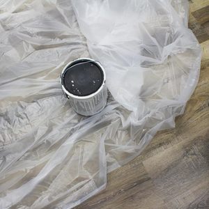 Lona de Plástico de 9 Pies x 12 Pies, Paquete de 6, Extra Resistente, Impermeable, para Uso en Interiores y Exteriores - Product Image 5