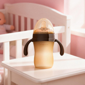 Biberons pour bébés Porte-biberon <span class=keywords><strong>Bb</strong></span> Col large Biberons d'alimentation au lait Anti-colique Nano argent Silicone Biberon pour bébé - Product Image 1