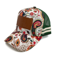 Casquette de camionneur imprimée personnalisée en usine Casquette de sport en maille structurée en coton de haute qualité à 5 panneaux Patch en cuir Casquette de camionneur avec logo
