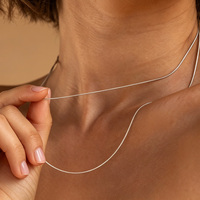 Collier fin en acier inoxydable délicat, chaîne ronde pour femmes et hommes, couleur argent/or, accessoires de bijoux en métal, maillons serpent et câble