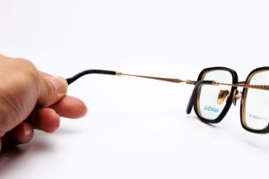 Khung kính titan sang trọng in cổ điển chống màu xanh với đường viền dày cho tất cả các hình dạng khuôn mặt cho người lớn sử dụng máy tính - Product Image 6