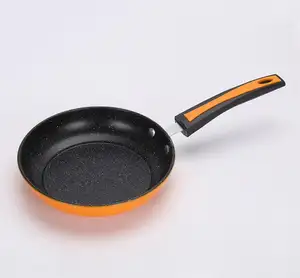 18cm phong cách Hàn Quốc không dính chảo Chảo sắt tinh chế Bếp gas cảm ứng chảo bếp Pan Set