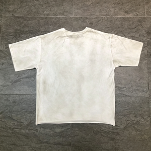 Camiseta Corta Vintage Estampada Personalizada para Hombre, con Efecto Desgastado, Bajo sin Rematar, Gráfico Gótico de Sol y Llamas, Estilo Oversize Streetwear - Product Image 2