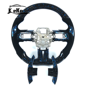 Volante de Fibra de Carbono Forjado en Polvo Azul Personalizado con Levas de Cambio Forjadas en Azul para GT350 GT500 2015-2023 - Product Image 1