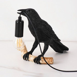 Lámpara Decorativa de Resina con Forma de Pájaro para Cabecera de Cama, Diseño Creativo - Product Image 6