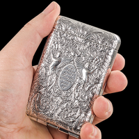 ZHNEYI Étui à cigarettes classique créatif à trois ouvertures en métal gaufré, durable et réutilisable, pour 14 cigarettes, avec fermeture magnétique
