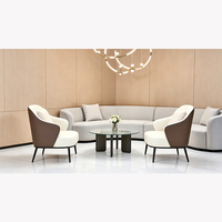 Fauteuils de détente modernes de luxe en cuir PU écologique et durable pour les chambres d'hôtel