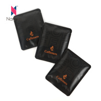 Mini feuille d'aluminium imprimée sur mesure thermoscellable fini mat UV imprimé par points 2 oz marque privée vide sac de café goutte à goutte
