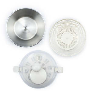 Grand ensemble essoreur à salade en acier inoxydable avec passoire à légumes et fruits, écologique, compatible lave-vaisselle, couvercle autobloquant - Outils à salade - Product Image 6