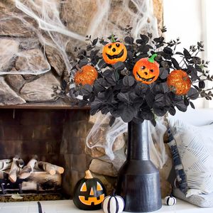 Bouquet d'Halloween, décorations de citrouilles et d'eucalyptus noir pour les fêtes à la maison - Product Image 2