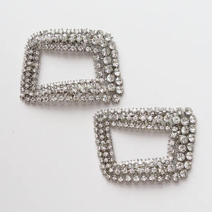 Vente en gros ornements en <span class=keywords><strong>verre</strong></span> coupe strass mariée accessoires de chaussures accessoires de décoration de chaussures - Product Image 2