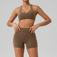 Conjunto Deportivo de 2 Piezas para Mujer: Sujetador Deportivo Racerback y Pantalones Cortos de Cintura Alta con Bolsillos Laterales para Yoga y Ejercicio