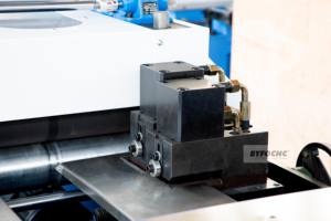 Duto HVAC Automático BYFOCNC Linha 3 Potência de 7.5KW Espessura de Folha de 0.4-1.2mm Operação Fácil - Product Image 6