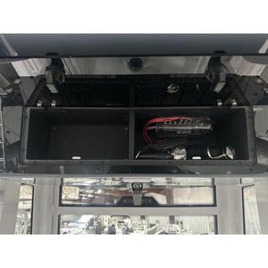 Barco con Motor y Casco de Fibra de Vidrio Tidewater 256 LXF 2025 con Consola Central - Product Image 5