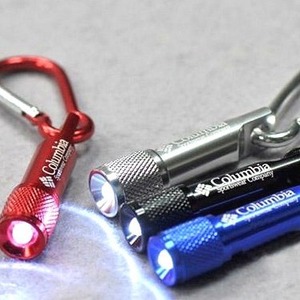 Mini lampe torche LED Columbia avec mousqueton porte-clés, piles AAA, lumière blanche, essentiels pour la randonnée quotidienne - Product Image 1