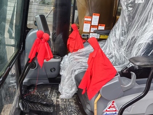 Excavatrice sur chenilles CAT 325D d'occasion en bon état, faible nombre d'heures de fonctionnement, moteur d'origine, économique pour les projets de construction - Product Image 6