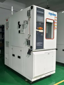 ห้องทดสอบอุณหภูมิแบบตั้งโปรแกรมได้ TianCheng พร้อมสภาพแวดล้อมอุณหภูมิสูง ผู้ผลิตจากจีน ห้องทดสอบความร้อนแบบช็อต - Product Image 6