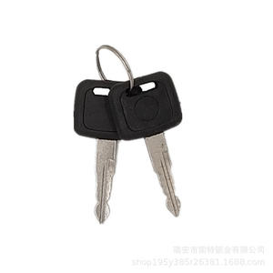 Tapa de Tanque de Combustible Auman EST LESA L9GTL para Camión Foton, Negra, de Hierro, con Cierre - Product Image 5