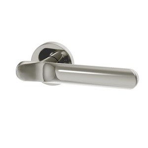 Manija de puerta de níquel pulido con cerradura de embutir interior, palanca de control simétrica para puertas de entrada de apartamentos y habitaciones de hotel - Product Image 1