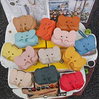 Porte-monnaie en cuir de vachette PU, pochette à monnaie durable, poignée souple, unisexe, portefeuille à fermeture éclair tendance, design mignon de dessin animé animal