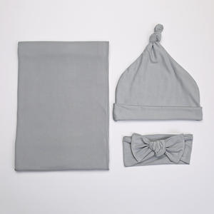 Comoda fasciatura per neonati con fascia per la testa Set di Beanie per bambini panno <span class=keywords><strong>Swaddle</strong></span> per prevenire movimenti improvvisi Set regalo per neonati - Product Image 1