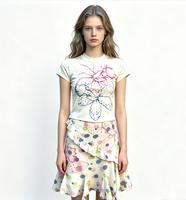 Ensemble deux pièces pour femmes, imprimé floral et papillon, haut court à manches courtes, jupe à volants, ourlet irrégulier, tenue décontractée