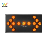 Australischer Standard LKW-Montiertes LED-Schild Industrielle Bergbau-Qualität Straßensperren-Anzeige 15-Lampen Verkehrsleitschild