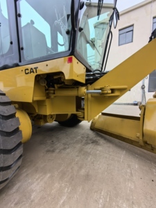 รถเกรดเดอร์ CAT 140K มือสอง พร้อมริปเปอร์หลังและใบมีดหน้า เครื่องยนต์แคตเตอร์พิลลาร์แท้ - Product Image 6