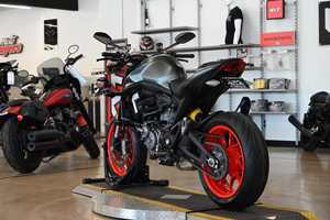 Moto de sport nue <span class=keywords><strong>2022</strong></span> 937cc, cadre léger, aides avancées pour le conducteur - Product Image 5