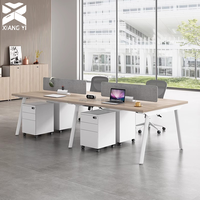 Poste de travail convertible haut de gamme avec cloison modulaire, table de bureau moderne en bois personnalisable pour immeuble de bureaux