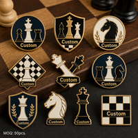 Pin de solapa metálico esmaltado personalizado de alta calidad con temática de ajedrez, recuerdo de juego de ajedrez, insignia de recuerdo, pin de solapa metálico para club de ajedrez