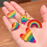 Nouveau chaud arc-en-ciel métal artisanat badge bricolage personnalisé 3D/2D fierté épinglette vêtements chaussures chapeaux ornements LGBT épingles en émail doux