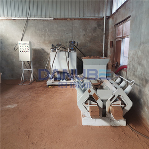 Presse hydraulique pour tourbe de coco, machine à compacter la fibre de coco, machine à fabriquer des briques de tourbe de coco - Product Image 3