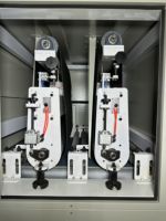 Machine de débavurage automatique de tôles CNC, machine industrielle de traitement des bords