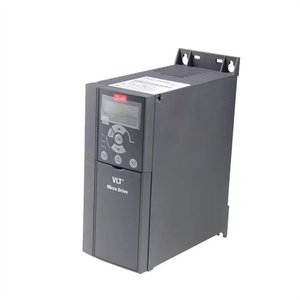 Variateur de fréquence Danfoss VLT Micro Drive 0,37 kW triphasé 380 V/480 V pour ventilateurs et pompes à eau - Product Image 1