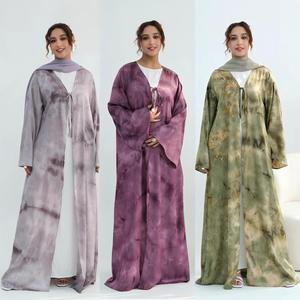 High Quality Muslim Middle Eastern Tie-Dye Pleated Printed Polyester Long Sleeve V Neck <strong>Abaya</strong> <strong>2026</strong> Spring 1121 - Product Image 6
