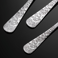 Ensembles de couverts de haute qualité avec motif gravé, en acier inoxydable, pour mariage