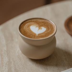 Squisita tazza di <span class=keywords><strong>caffè</strong></span> in ceramica <span class=keywords><strong>senza</strong></span> manico Japandi tazza di porcellana acqua piccola tazza di tè pomeridiana - Product Image 4