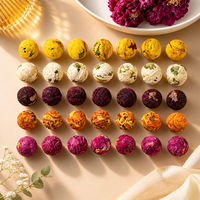 Tubes Cadeaux Boules de Fleurs 5g – 8 Saveurs de Thé Herbal Éclosant – Magnifiques Boules de Fleurs Chinoises Artisanales Individuelles (4 pièces) – Fleurs Écloses dans un Tube