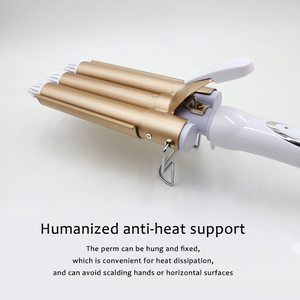 เครื่องมือจัดแต่งทรง<span class=keywords><strong>ผม</strong></span>ระดับมืออาชีพ ที่ม้วนผมเซรามิกแบบสามแกน เครื่องม้วนผมไฟฟ้า - Product Image 2