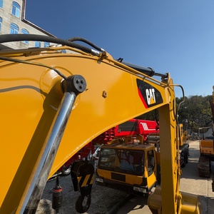 Excavatrice hydraulique d'occasion Caterpillar 20 tonnes CAT320D, durable et populaire pour projets municipaux, avec moteur et pompe fabriqués au Japon - Product Image 5
