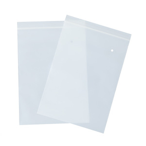 Sacs en PE mat recyclé avec logo personnalisé, style 3x5 à fermeture éclair, pour la surface d'impression par héliogravure d'emballage de mélange de sentiers - Product Image 1